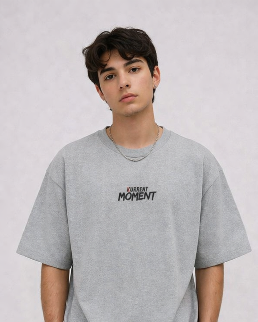 Oversized grey T-shirt for men with CURRENT MOMENT text print, relaxed cotton fit